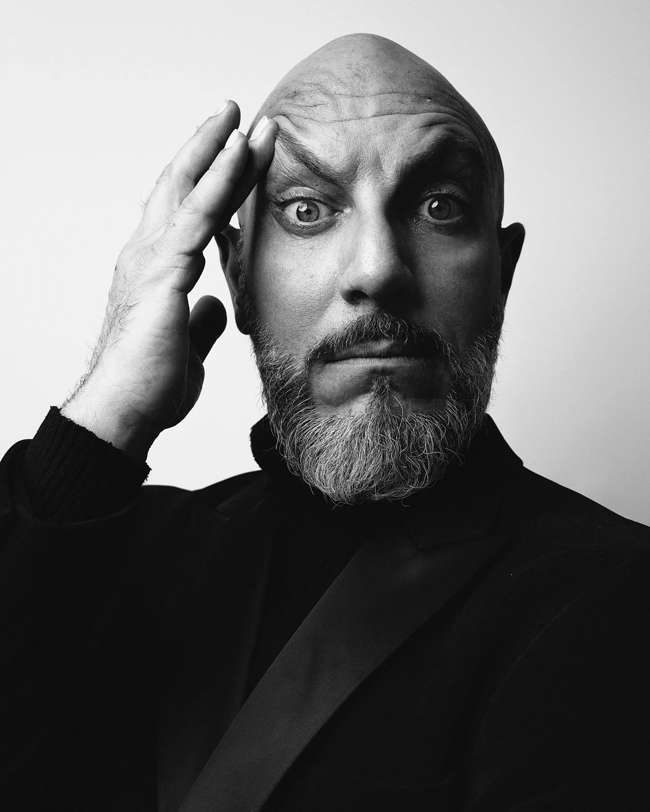 Künstler Portrait Nicolas Tenerani Wien Fotograf Sascha van der Werf