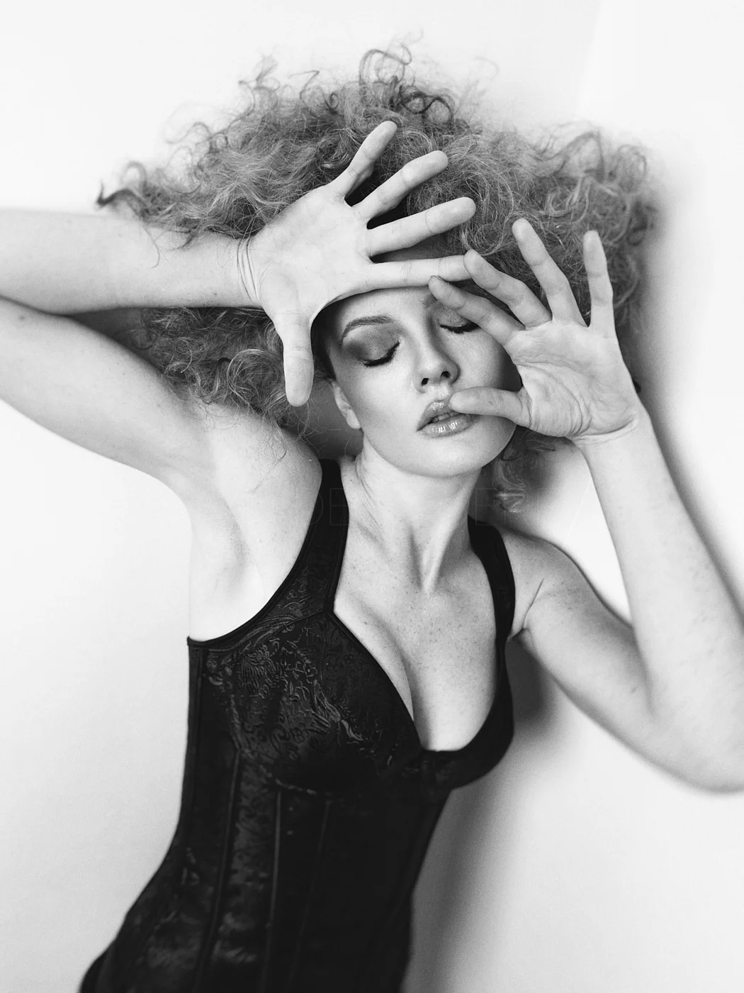 Nude Fotografie Studio Wien Sascha van der Werf28.jpg