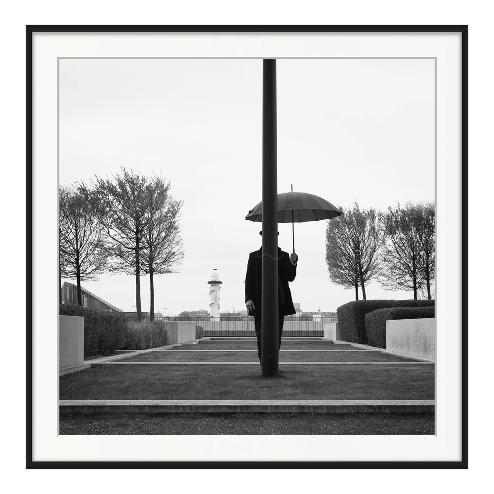 The art of vanishing — original framed print by Sascha van der Werf